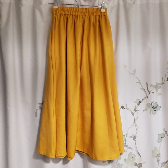 Japan Yellow A-Line Skirt - Picture 2 of 2